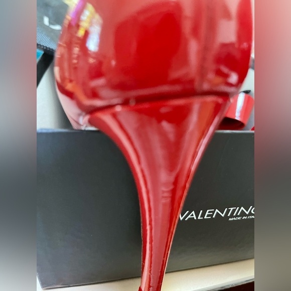 Valentino Patent Couture Bow PeepToe Platform Pump - Picture 3 of 16